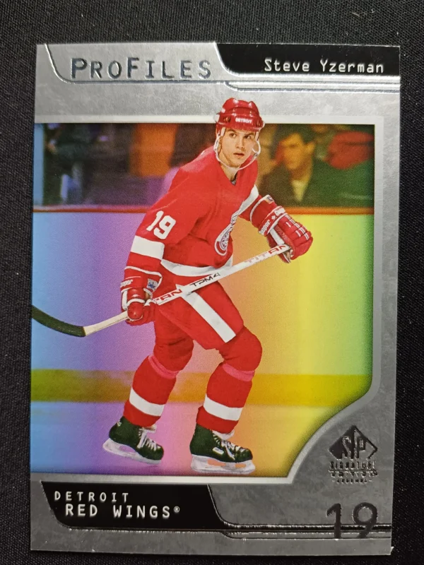 2020/2021 Upper Deck SP Signature Editions Legends ProFiles P-19 Steve Yzerman Inzert