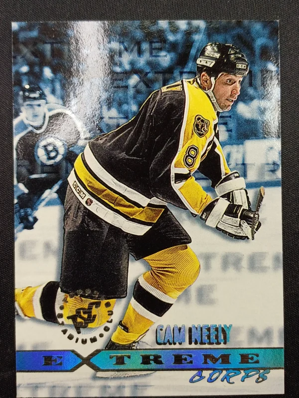 1995/1996 Topps Stadium Club Extreme Corps EC163 Cam Neely Inzert