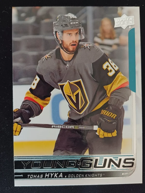2018/2019 Upper Deck Series 1 Young Guns 224 Tomas Hyka Inzert