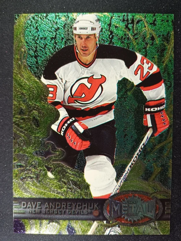 1996/1997 Fleer Metal Universe Base 85 Dave Andreychuk