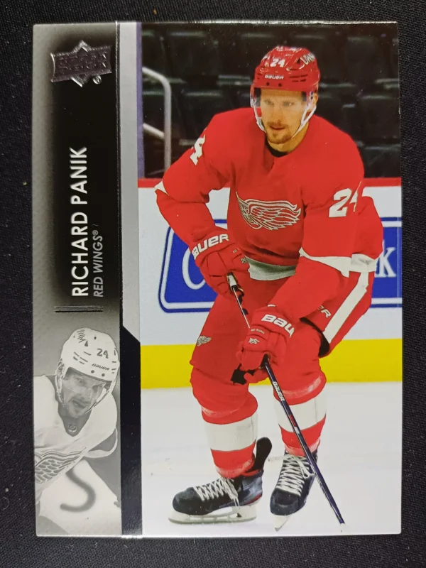 2021/2022 Upper Deck Series 1 Base 67 Richard Panik