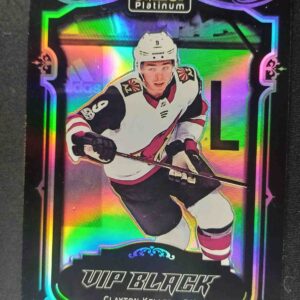 2017/2018 Upper Deck OPC Platinum VIP Black VIP-10 Clayton Keller Inzert
