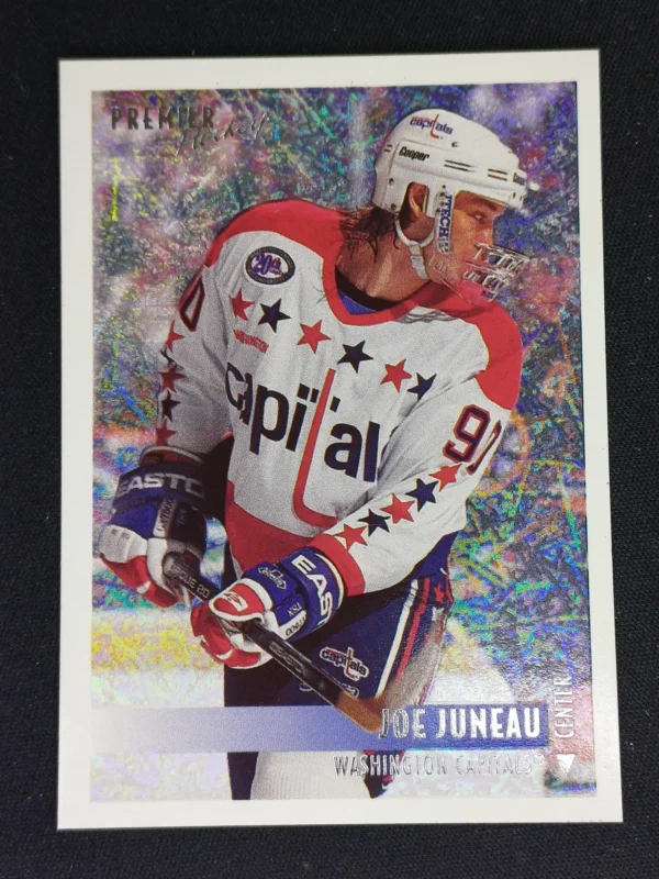 1994/1995 Topps OPC Premier Special Effects 100 Joe Juneau Paralel