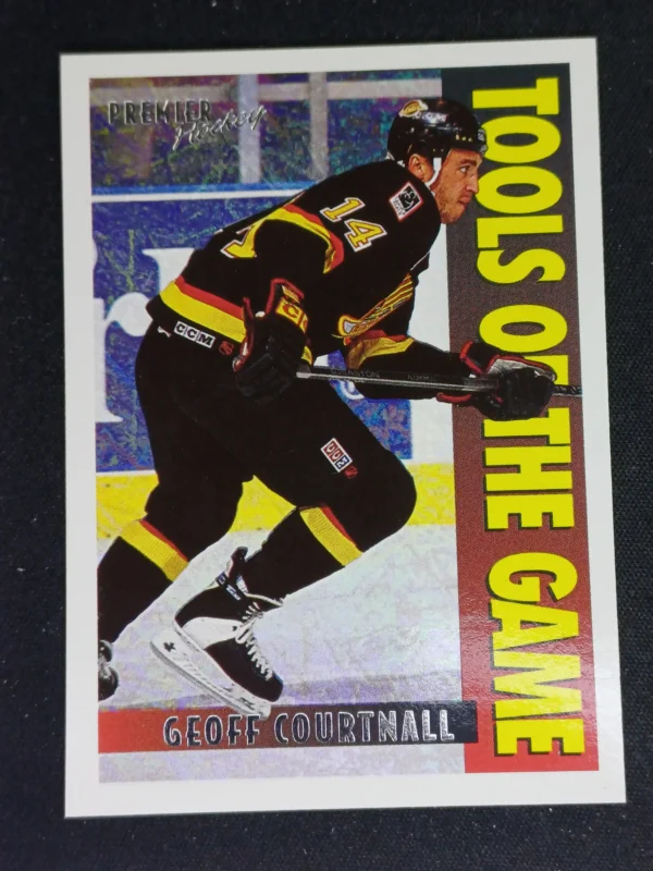 1994/1995 Topps OPC Premier Special Effects 525 Geoff Courtnall Paralel