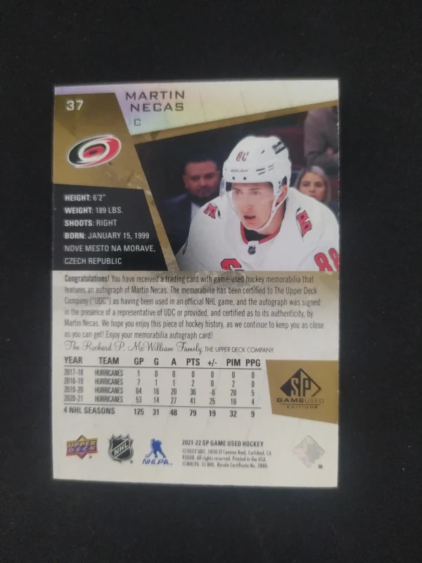 2021/2022 Upper Deck SPGU Gold Material 37 Martin Necas AUTO Jersey 41/65 - Image 2