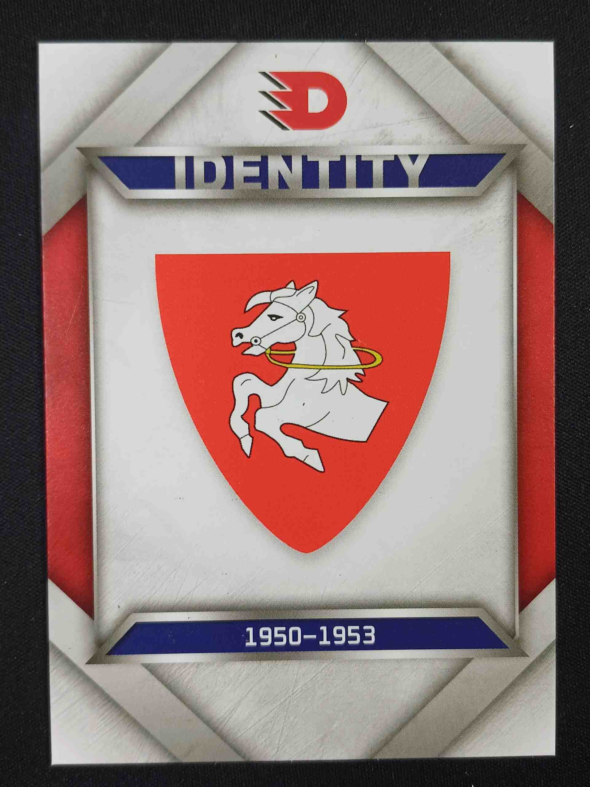 2024 Moje Kartičky Dynamo 100 Logo Identity 4