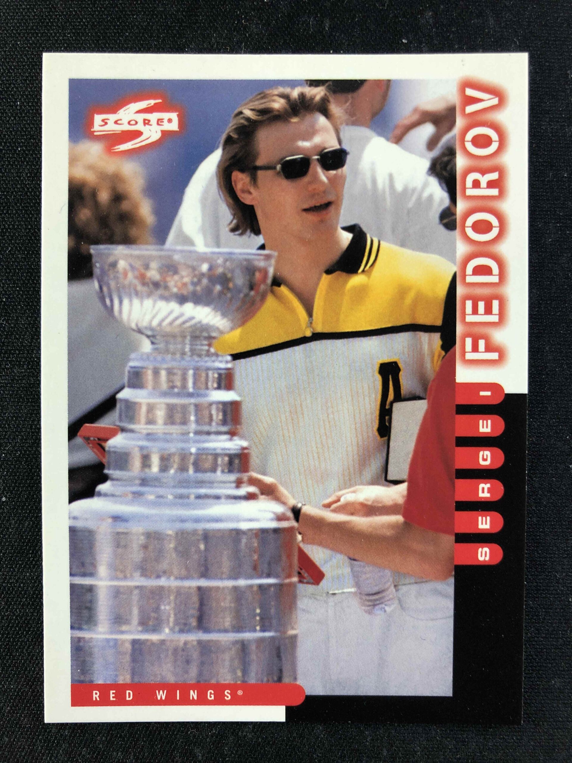 1997/1998 Pinnacle Score Base 91 Sergei Fedorov