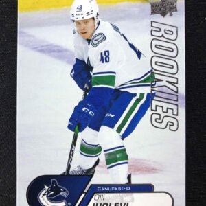 2020/2021 Upper Deck NHL Star Rookies Box Set Base 3 Olli Juolevi