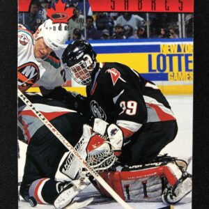 1997/1998 Donruss Canadian Ice Base 10 Dominik Hašek