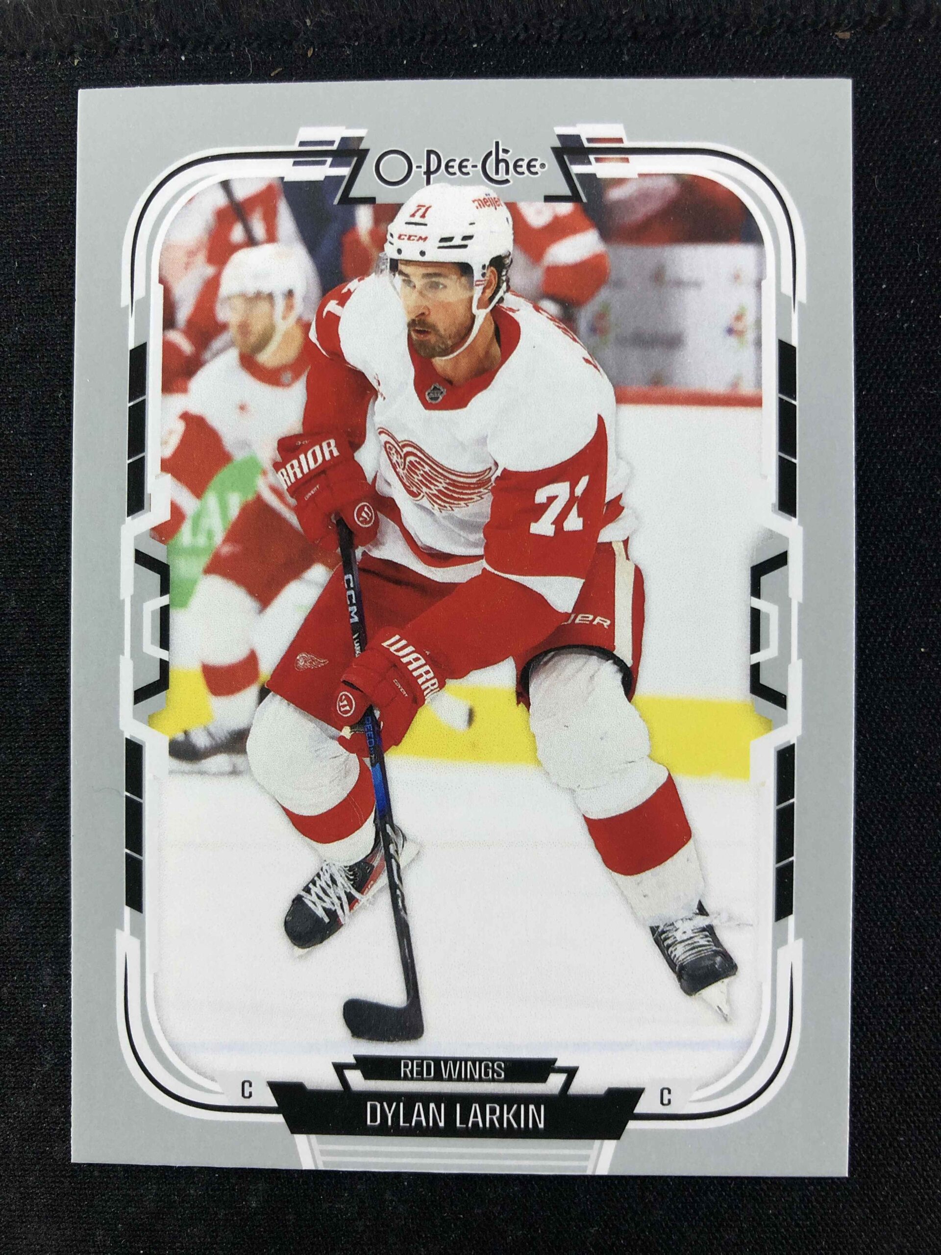 2025/2026 Upper Deck O-Pee-Chee Base 272 Dylan Larkin
