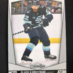 2024/2025 Upper Deck O-Pee-Chee Base 121 Oliver Bjorkstrand