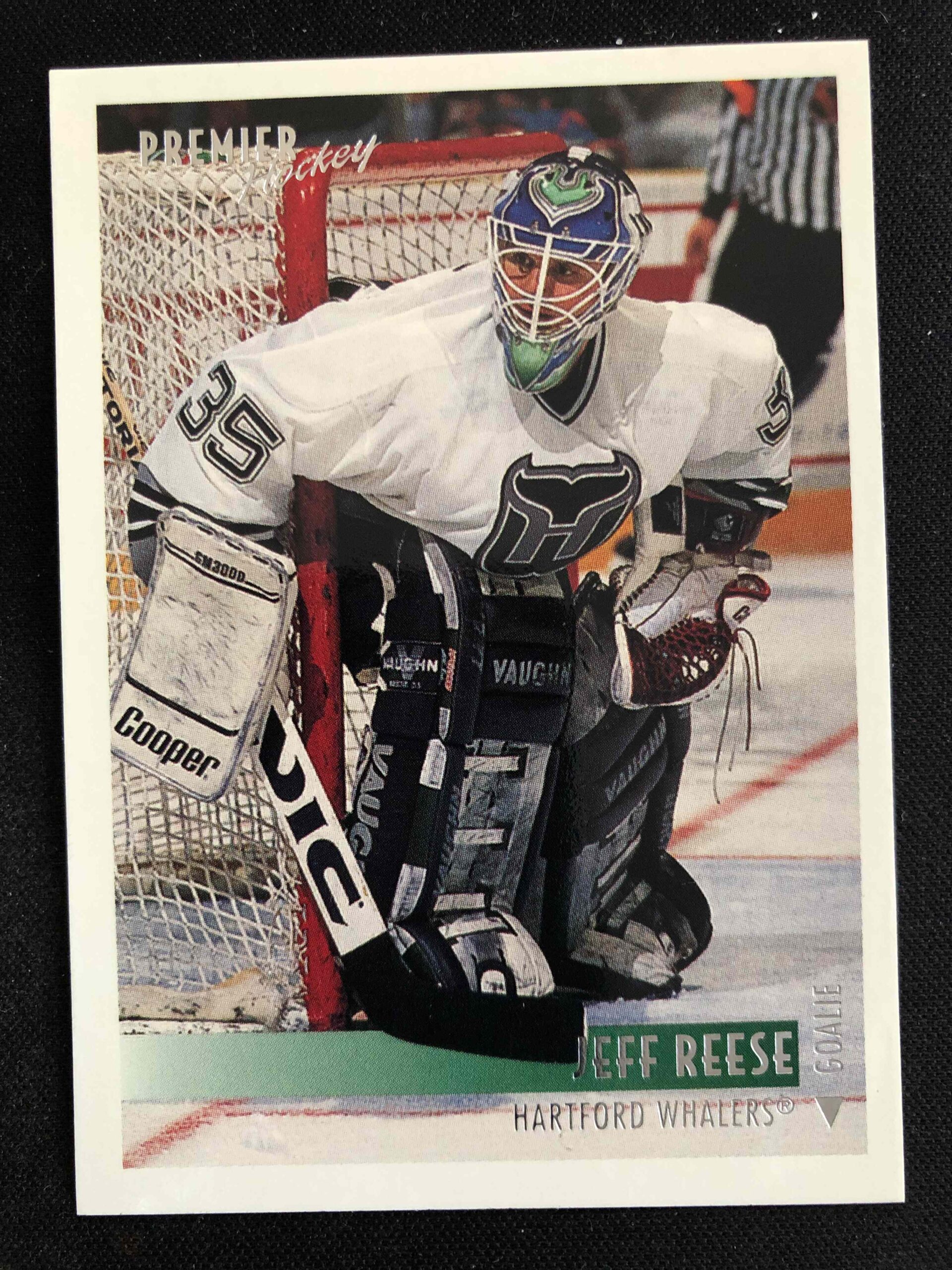 1994/1995 Topps Premier Base 27 Jeff Reese
