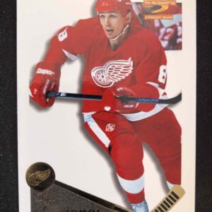 1995/1996 Pinnacle Score Summit Base 76 Igor Larionov