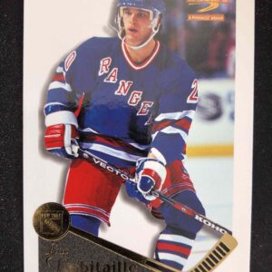 1995/1996 Pinnacle Score Summit Base 89 Luc Robitaille