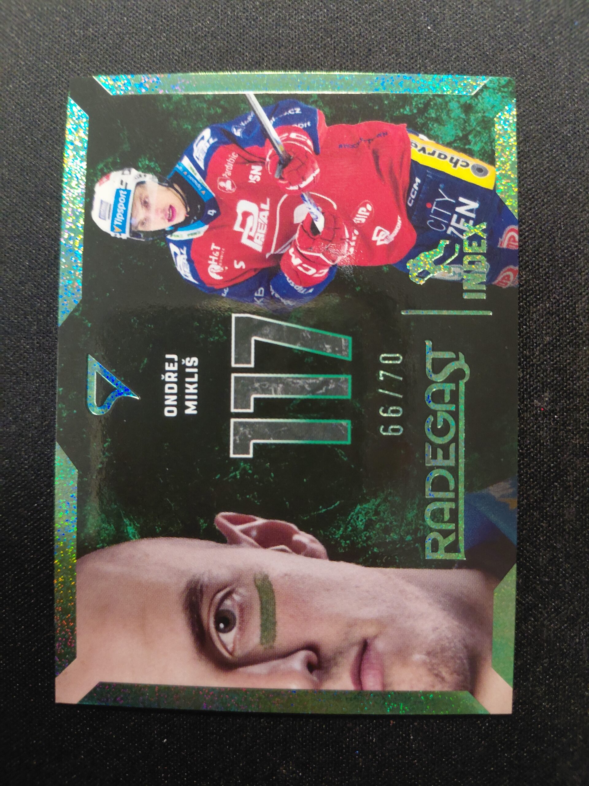 2025/2026 Sportzoo Play Off Radegast Index Shimmer Green RI-03 Ondřej Mikliš Inzert 66/70