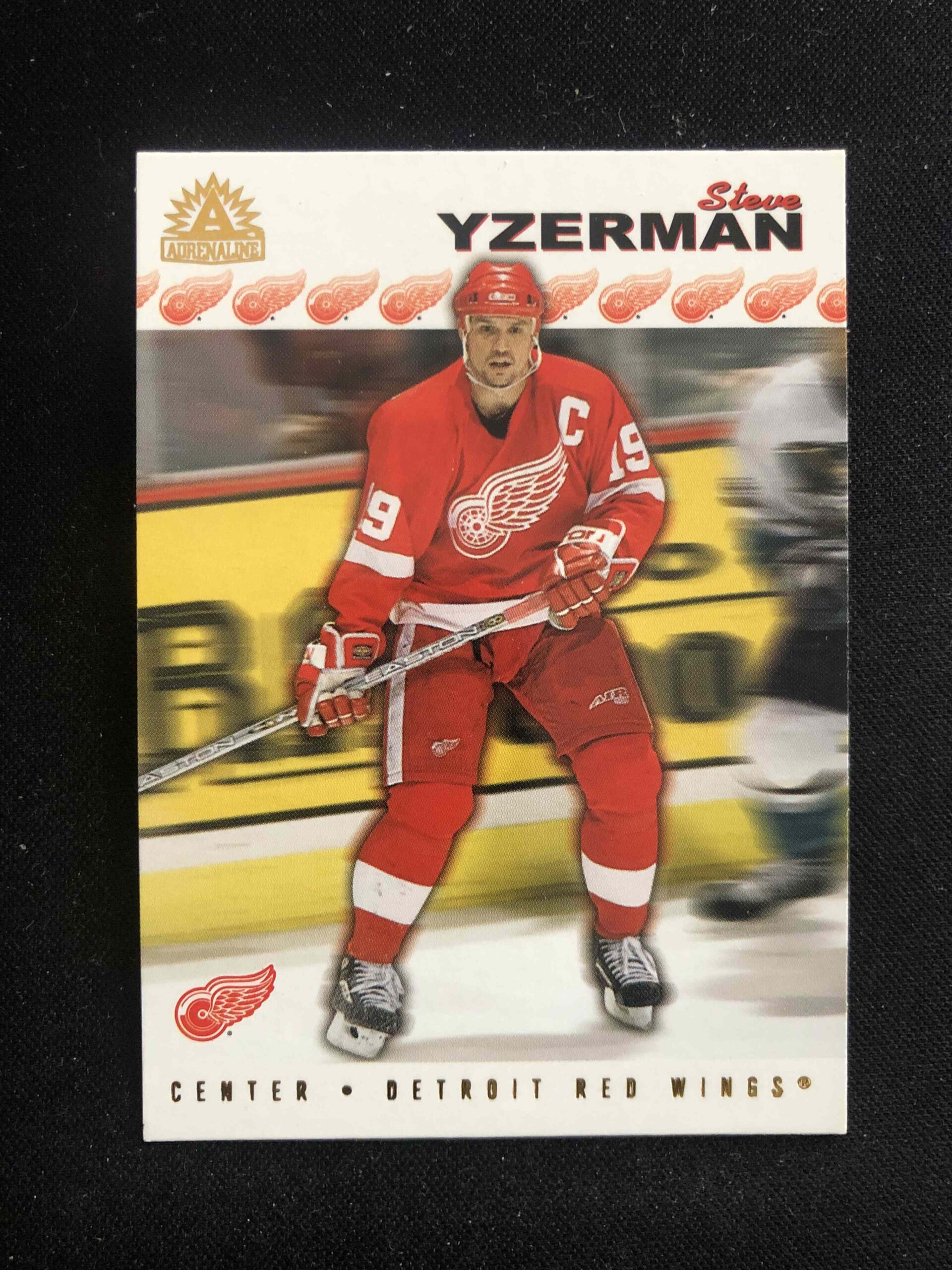 2001/2002 Pacific Adrenaline Base 70 Steve Yzerman