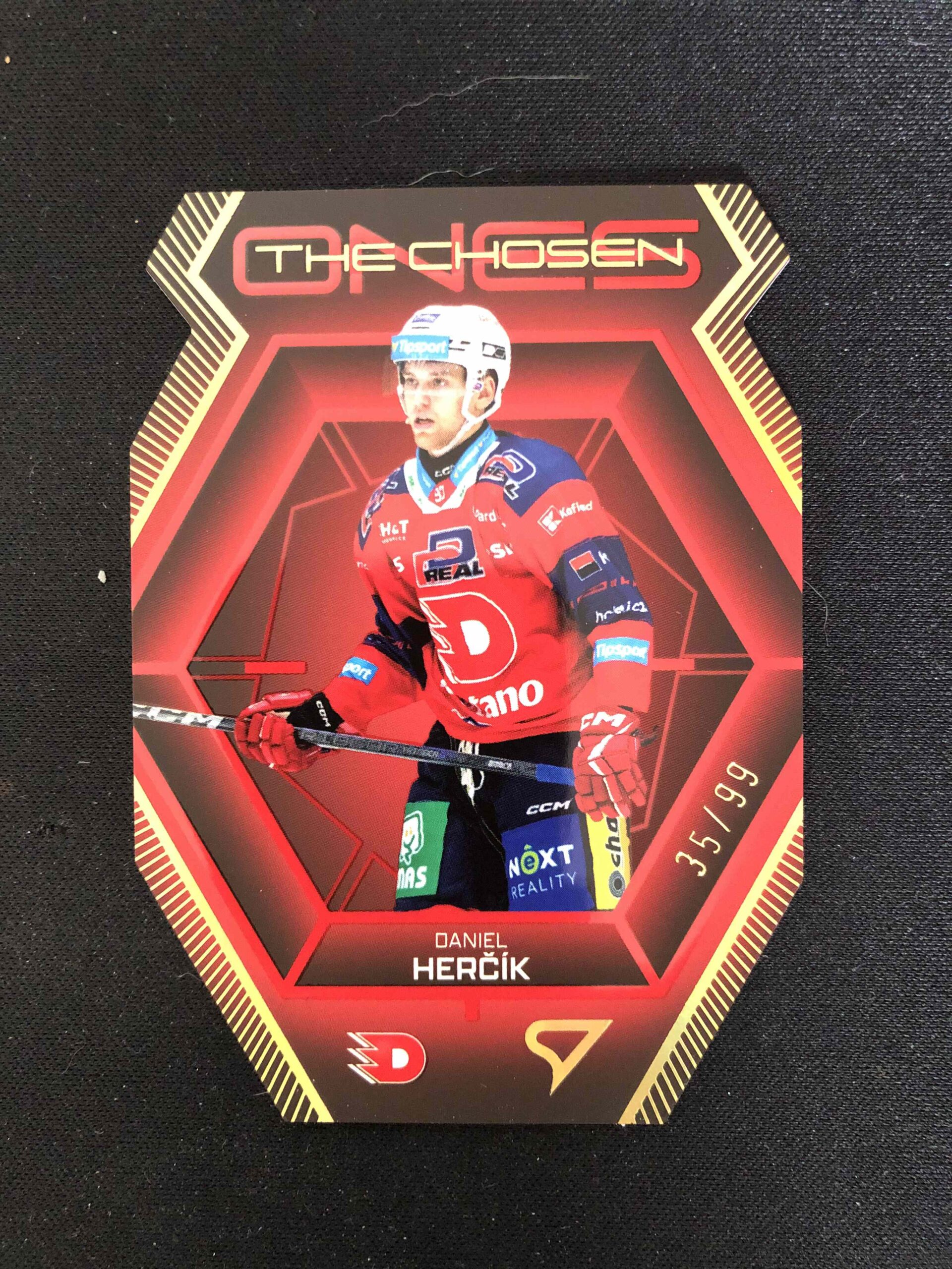 2024/2025 Sportzoo Serie 2 The Chosen Ones Gold Die Cut CO-05 Daniel Herčík Inzert 35/99