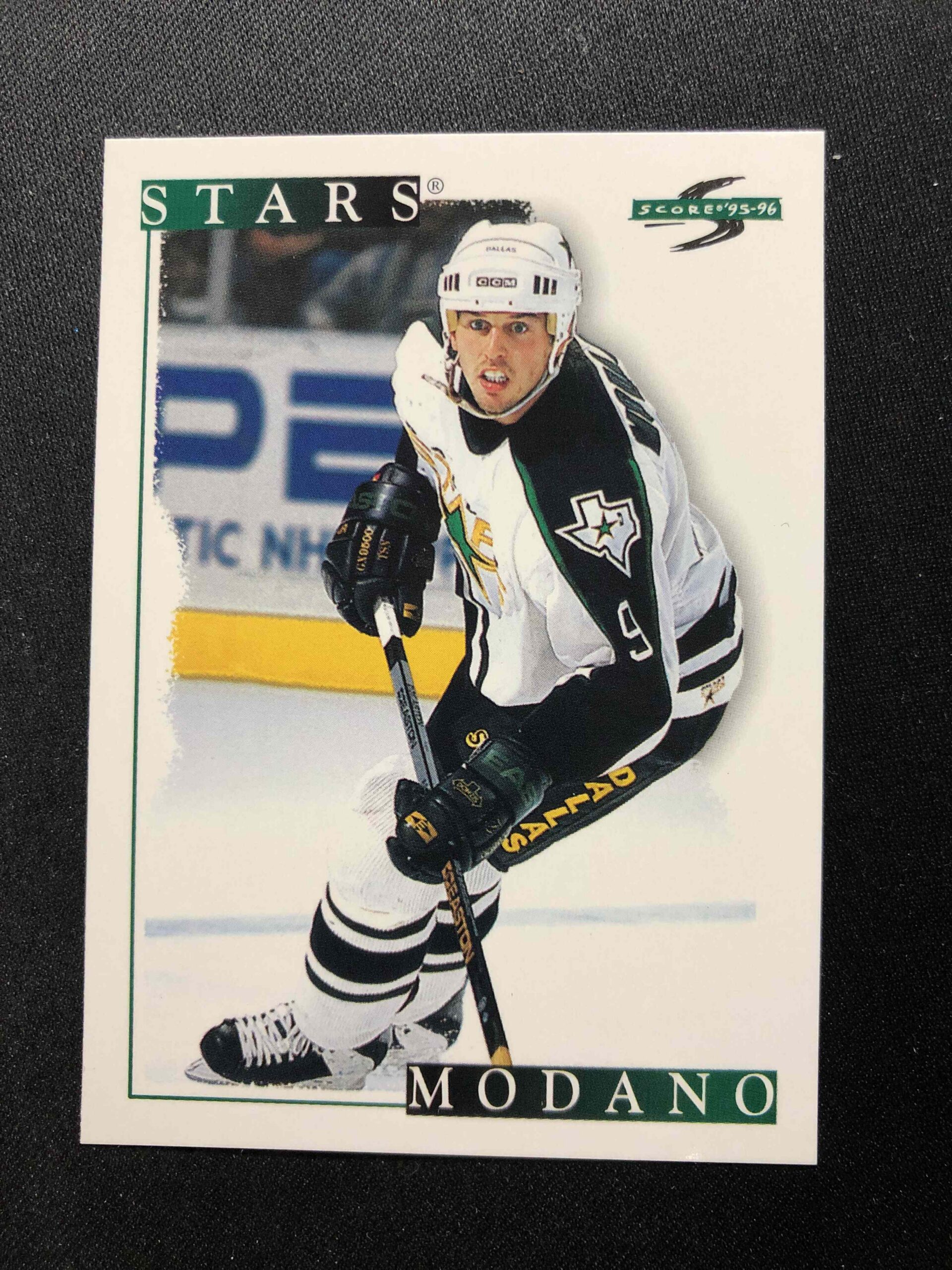 1995/1996 Pinnacle Score Base 120 Mike Modano