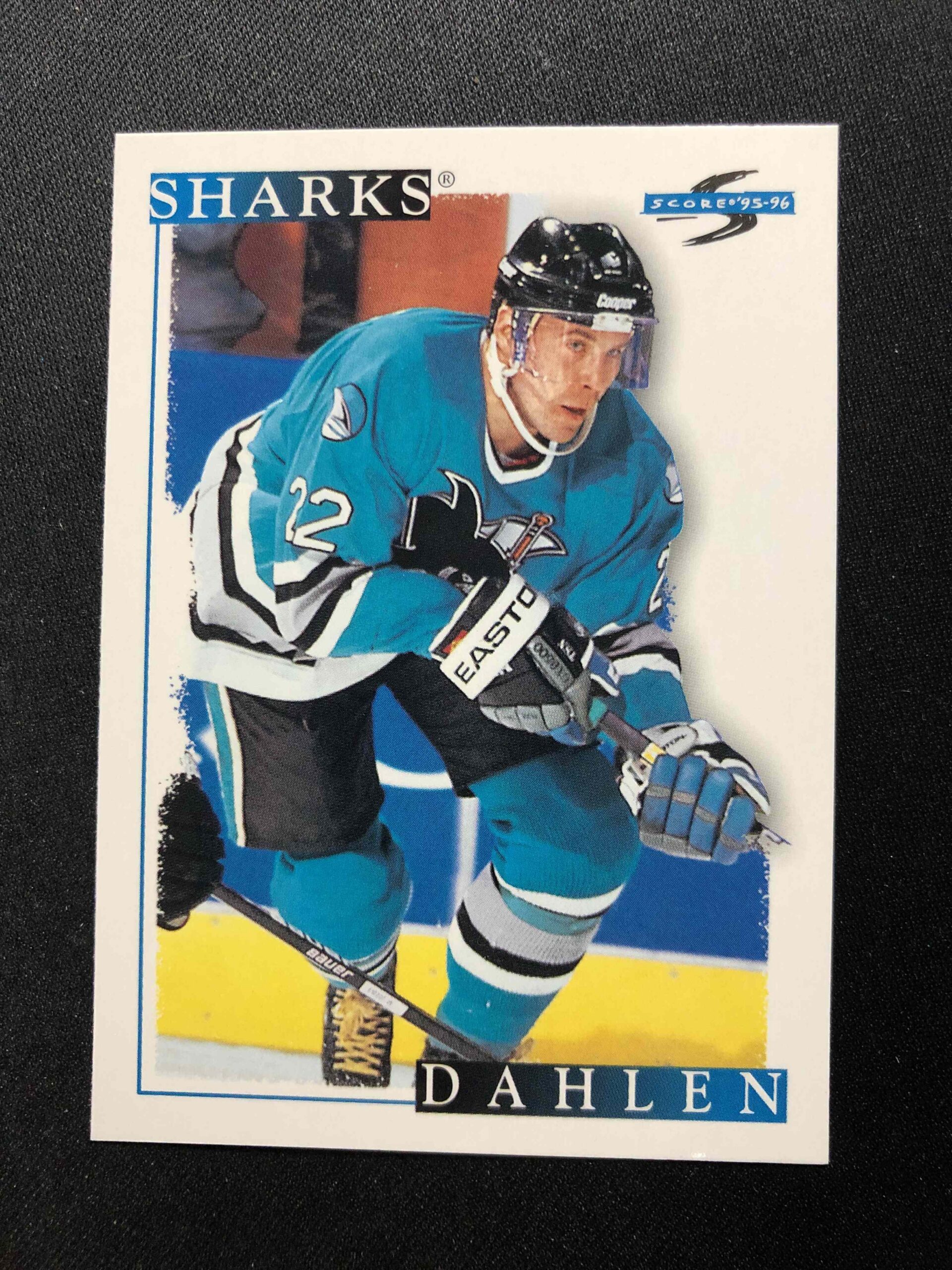 1995/1996 Pinnacle Score Base 137 Ulf Dahlen