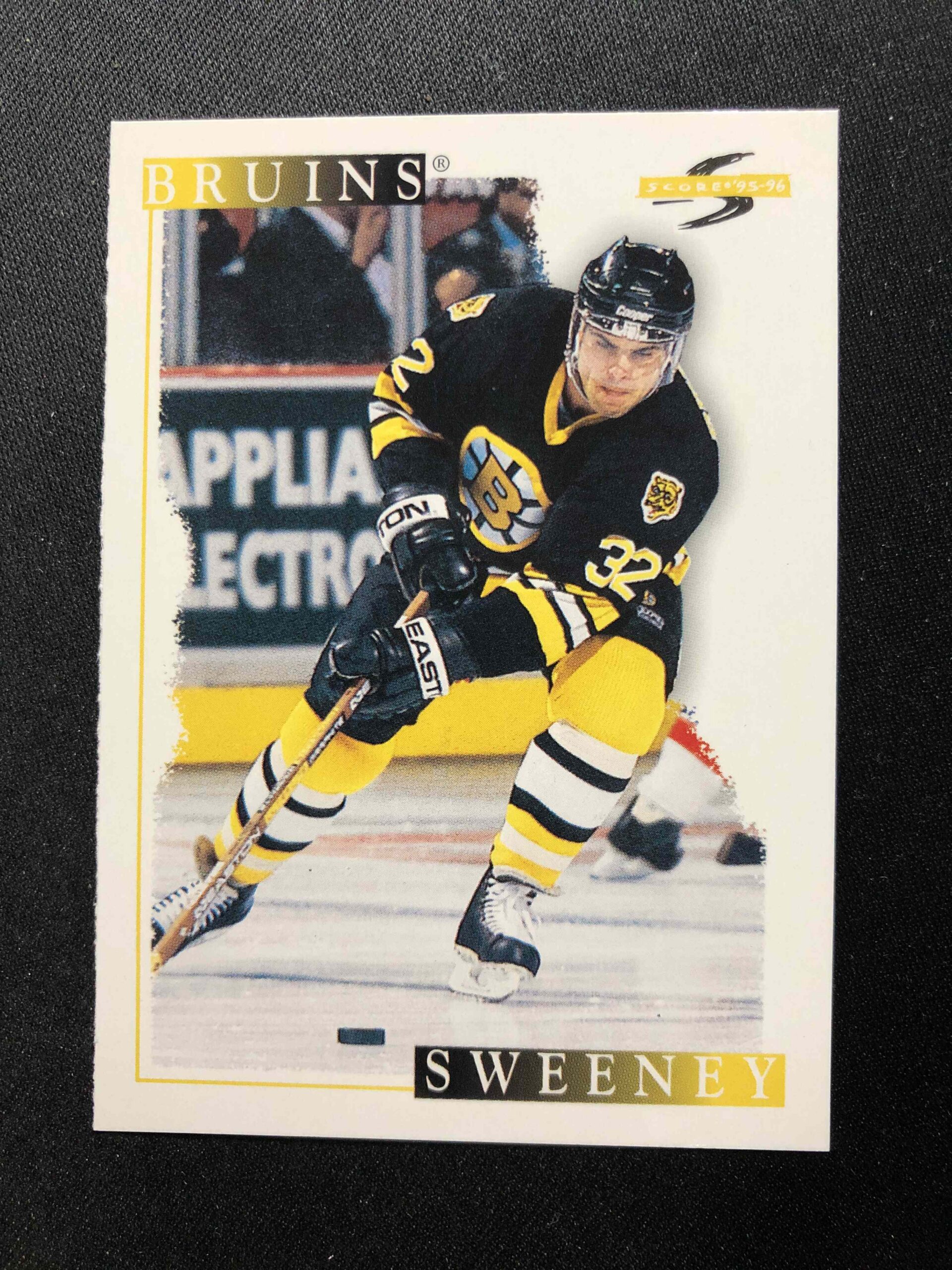 1995/1996 Pinnacle Score Base 163 Don Sweeney