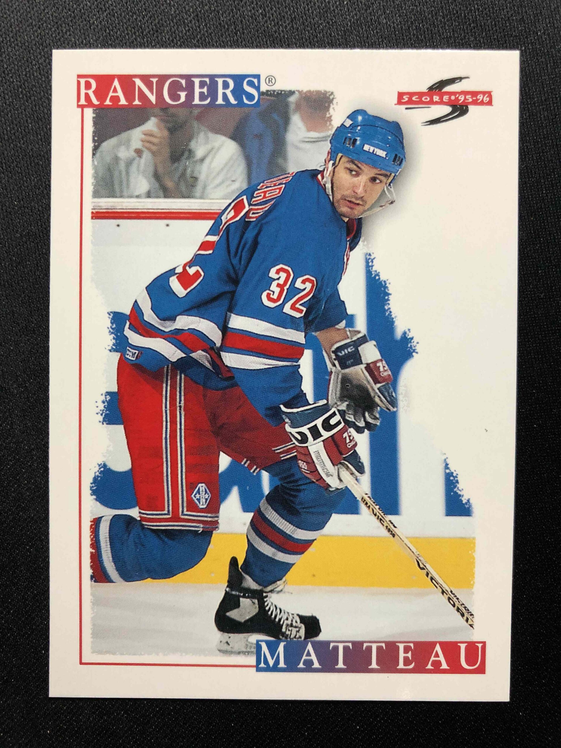 1995/1996 Pinnacle Score Base 227 Stephane Matteau