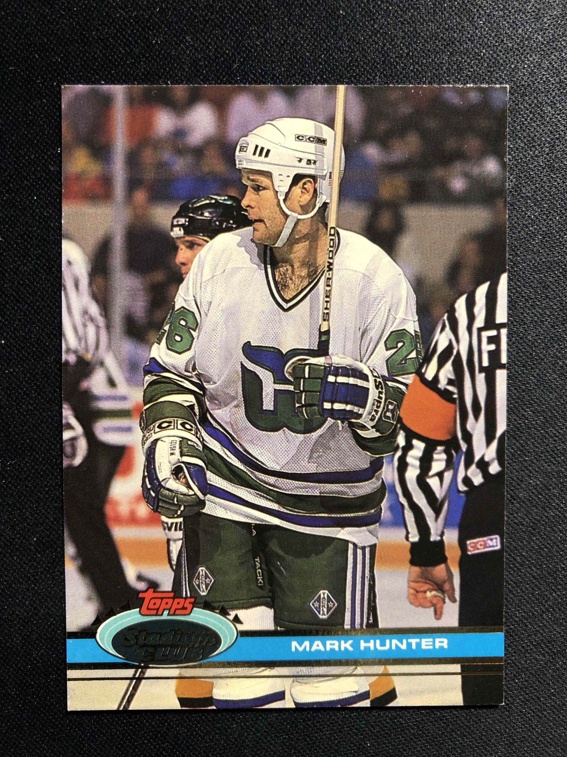 1991/1992 Topps Stadium Club Base 15 Mark Hunter