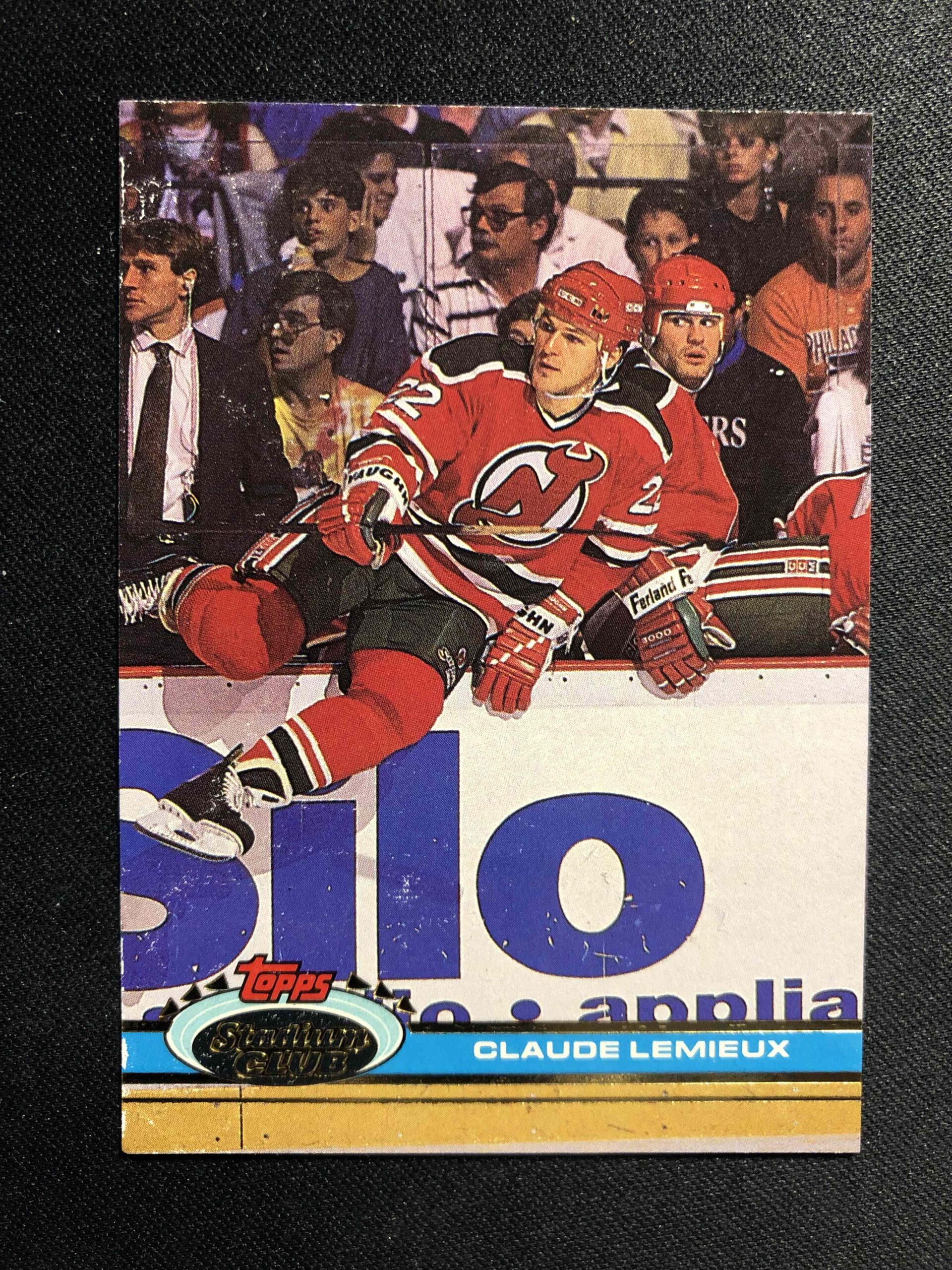 1991/1992 Topps Stadium Club Base 18 Claude Lemieux