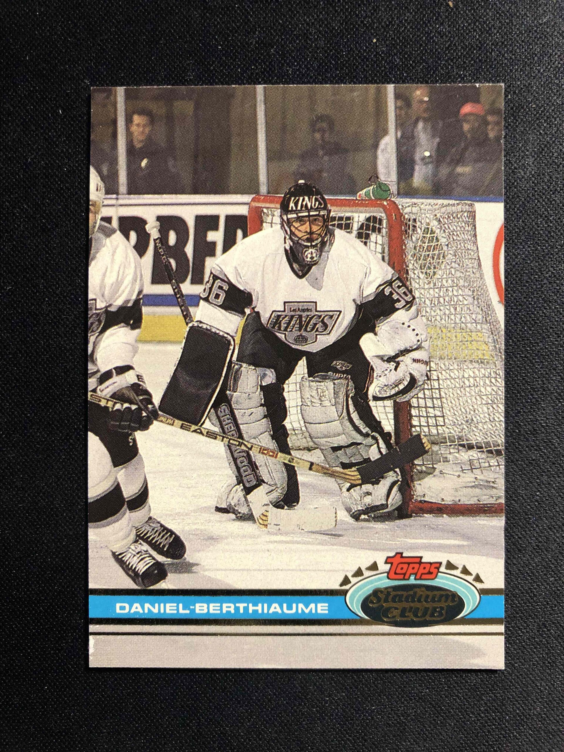 1991/1992 Topps Stadium Club Base 290 Daniel Berthiaume