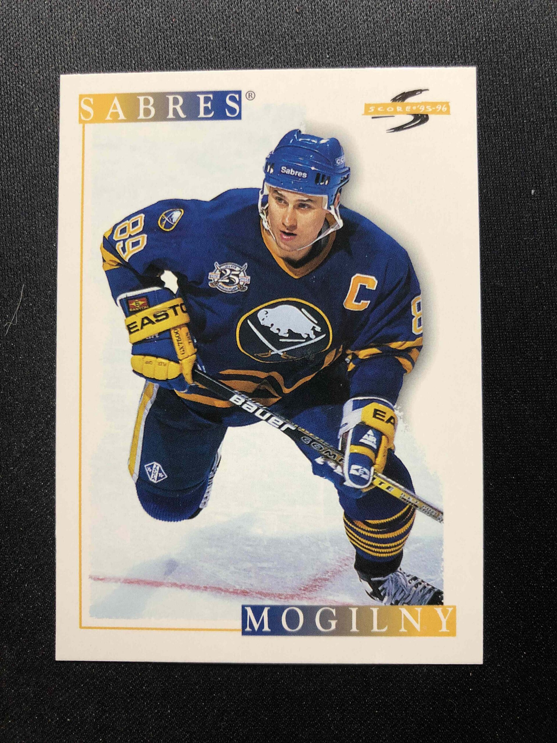 1995/1996 Pinnacle Score Base 21 Alexander Mogilny