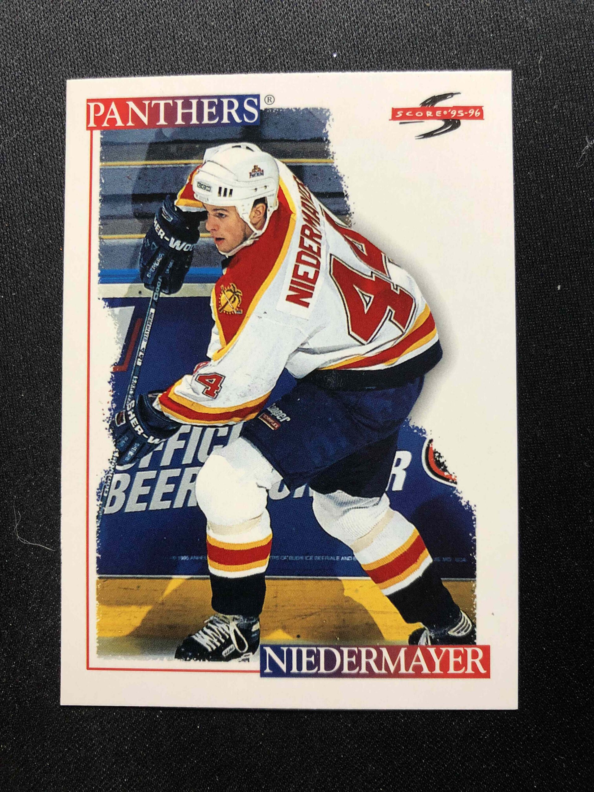 1995/1996 Pinnacle Score Base 48 Rob Niedermayer